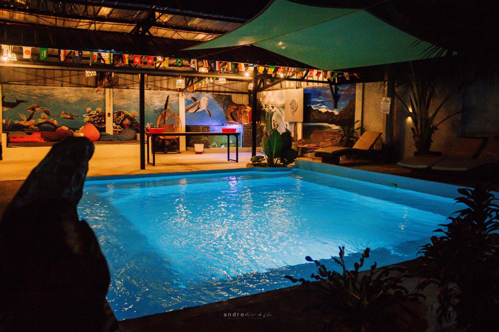 Ananas Guesthouse Moalboal Bagian luar foto