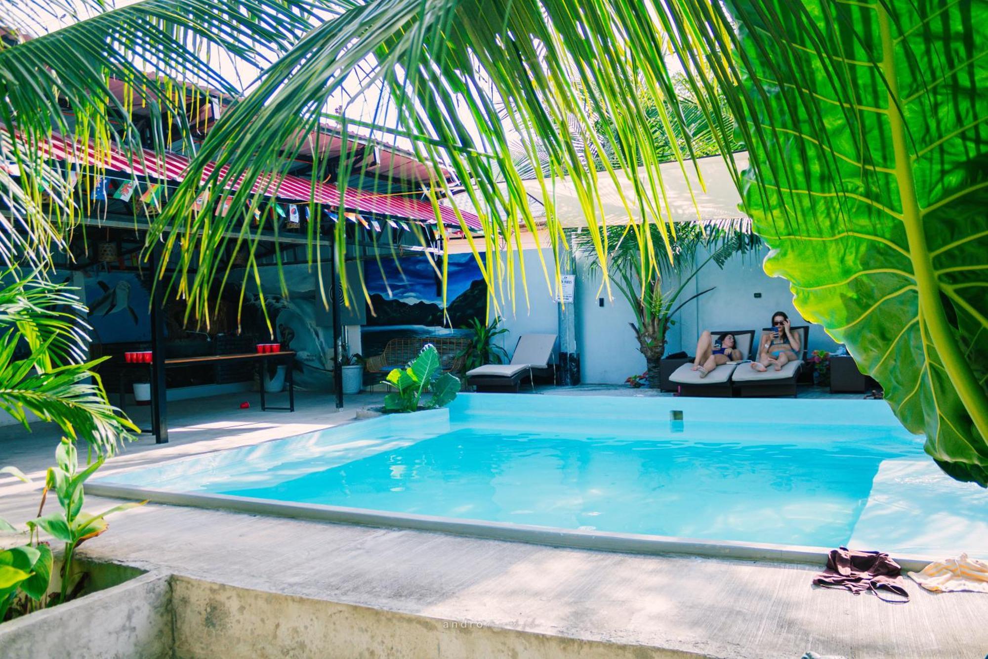Ananas Guesthouse Moalboal Bagian luar foto
